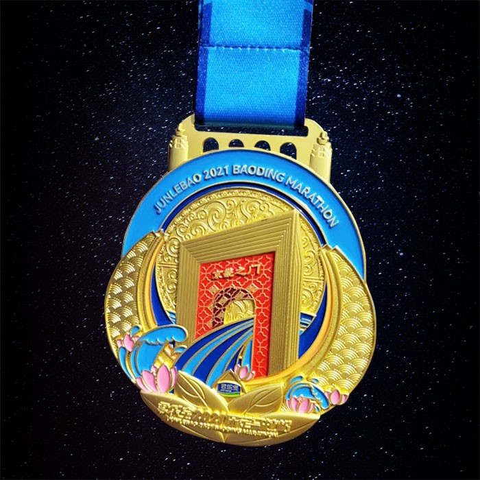 3D custom race medals with raised details