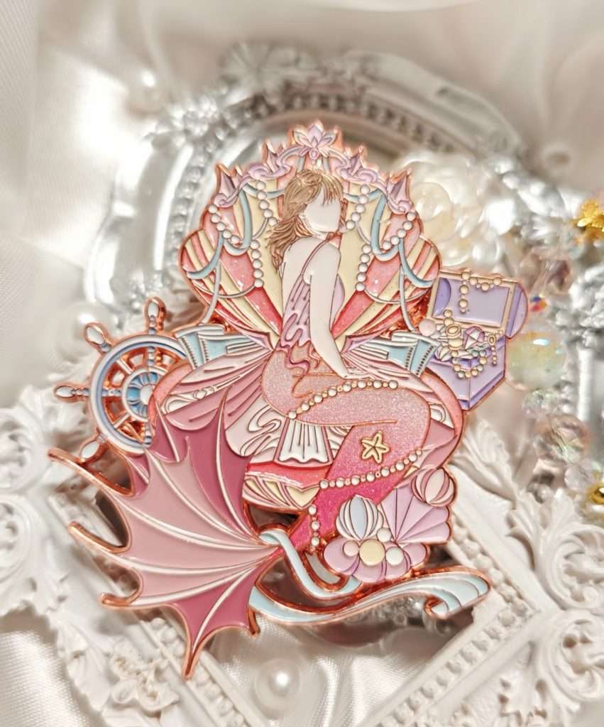 Idol enamel pin